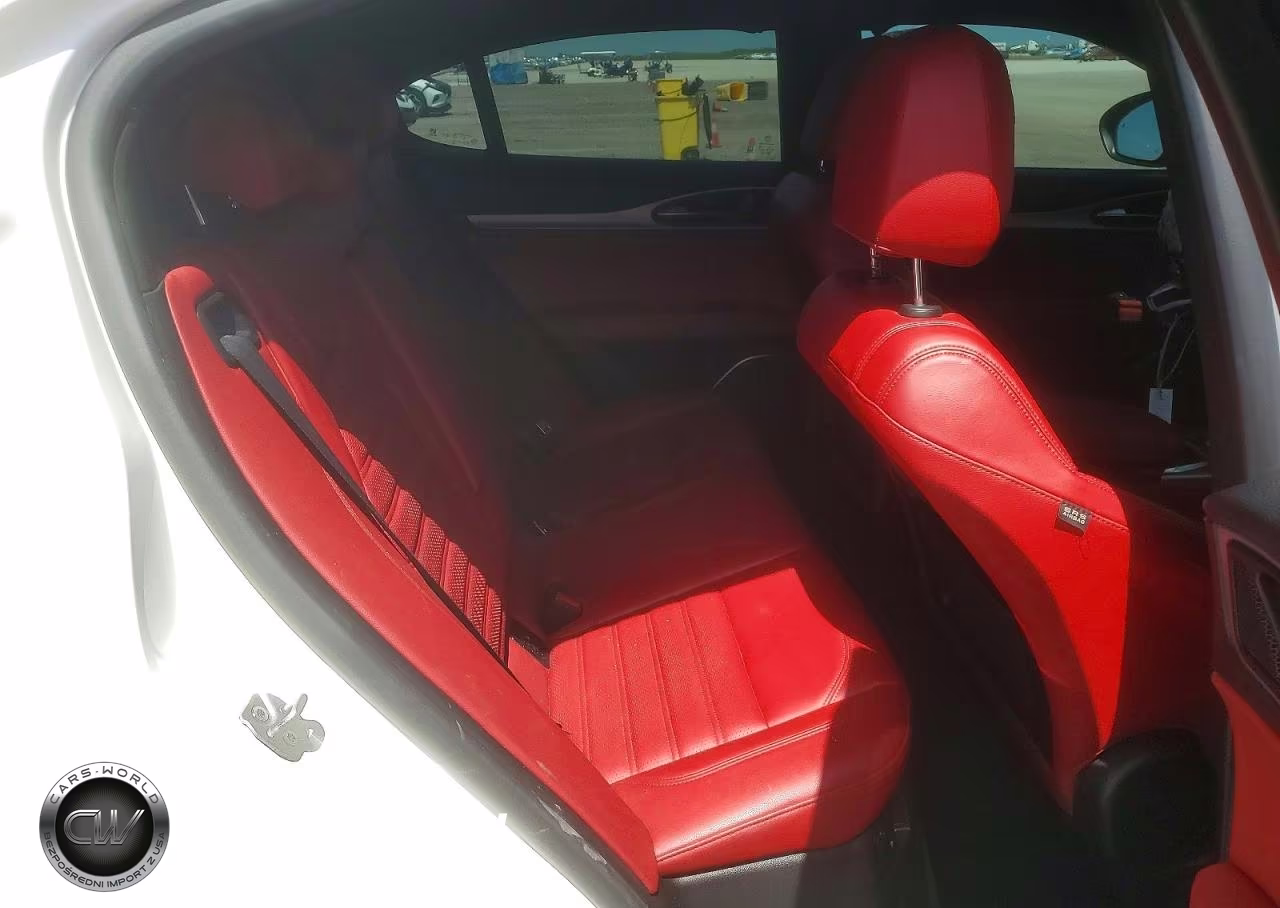 2021 Alfa Romeo Stelvio Ti VIN:ZASPAKBNXM7D15716 - 11