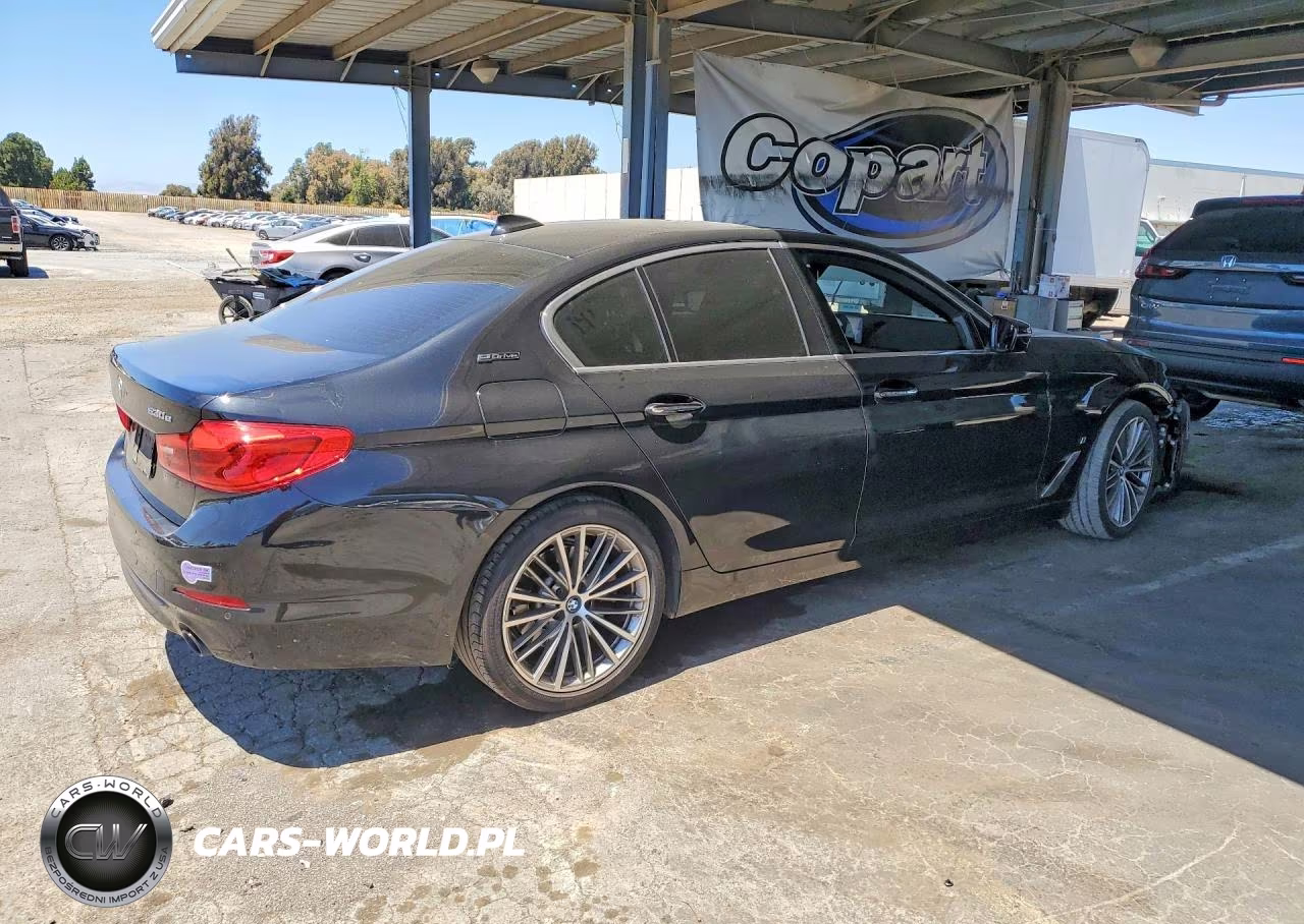 2018 BMW 530E VIN:WBAJA9C54JB250406 - 3