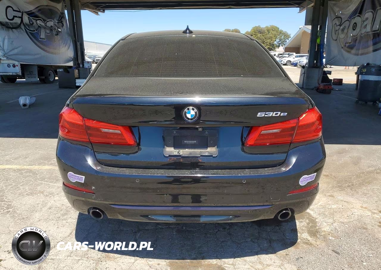 2018 BMW 530E VIN:WBAJA9C54JB250406 - 6