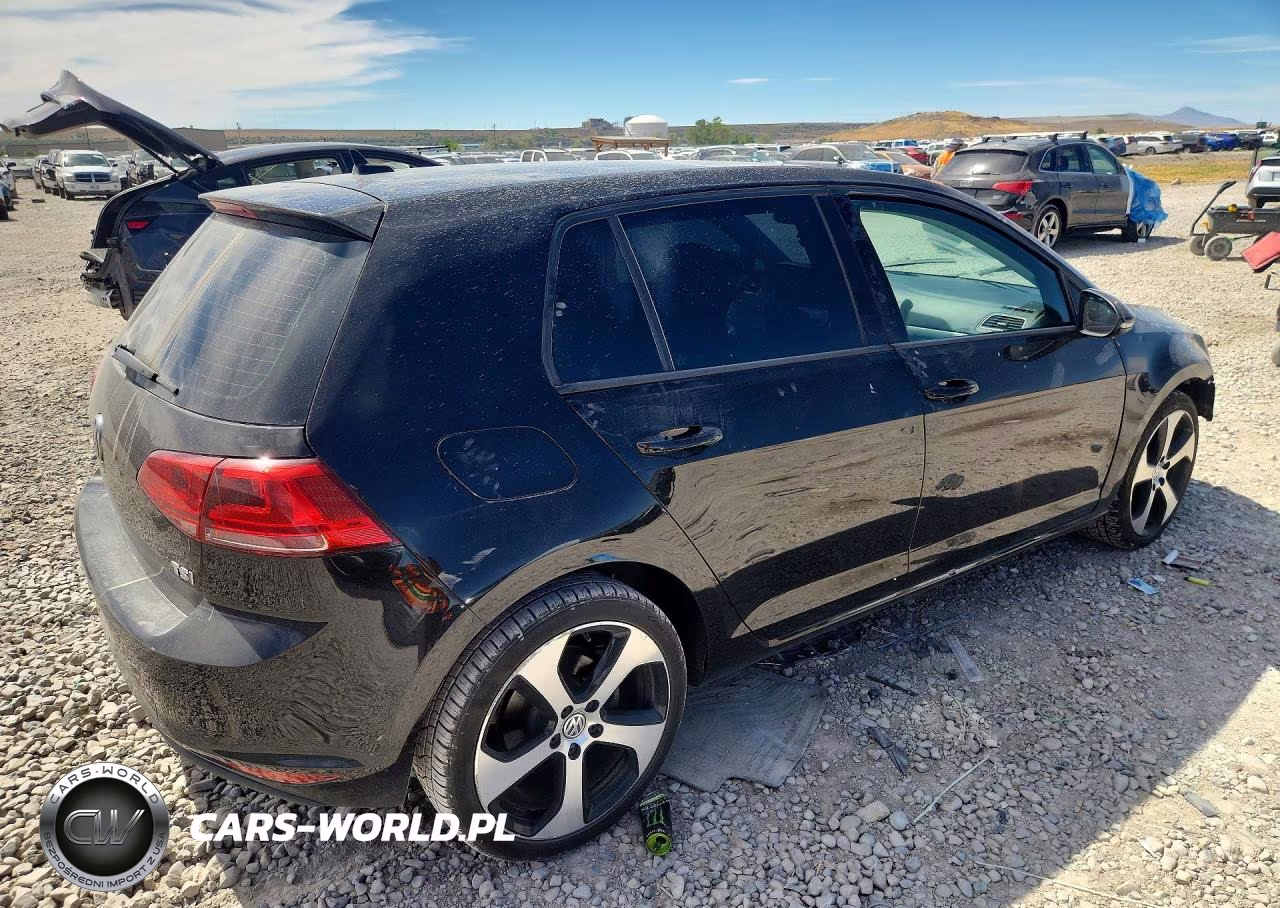 2016 Volkswagen Golf S VIN:3VW217AU0GM047422 - 3