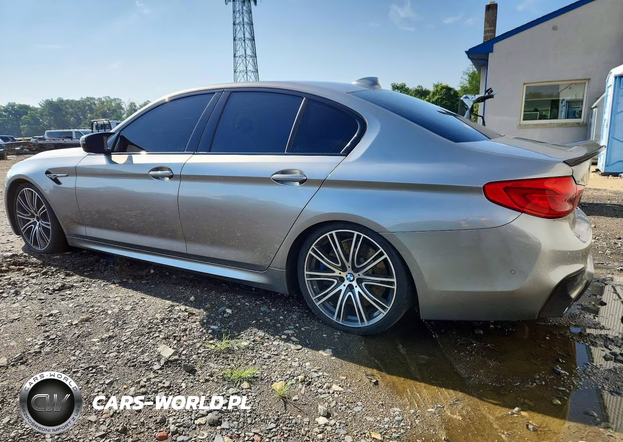 2019 BMW M5 VIN:WBSJF0C5XKB446635 - 2