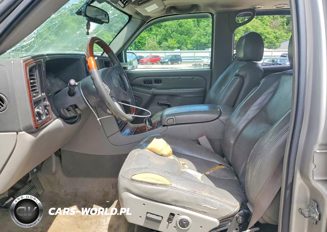 2005 Cadillac Escalade Luxury VIN:1GYEC63N35R234301 - 7
