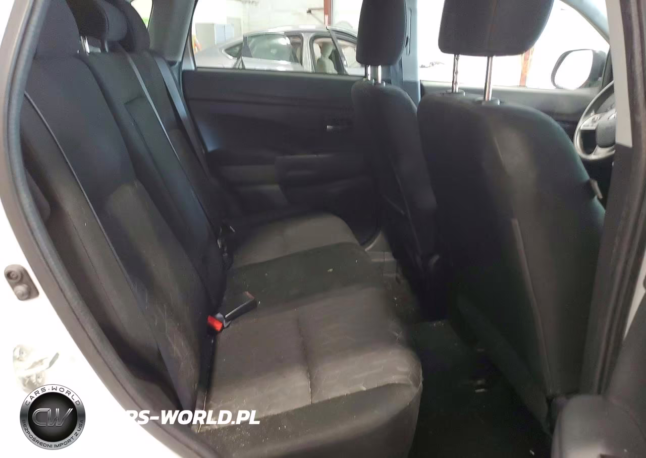 2021 Mitsubishi Outlander Sport Es VIN:JA4ARUAU7MU011928 - 11