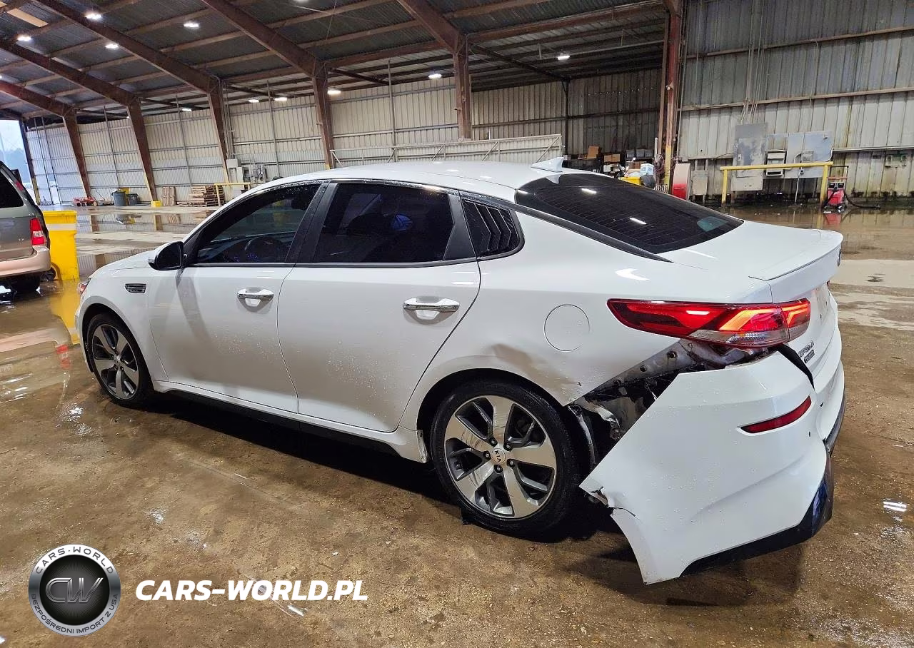 2019 Kia Optima S VIN:5XXGT4L32KG359953 - 2