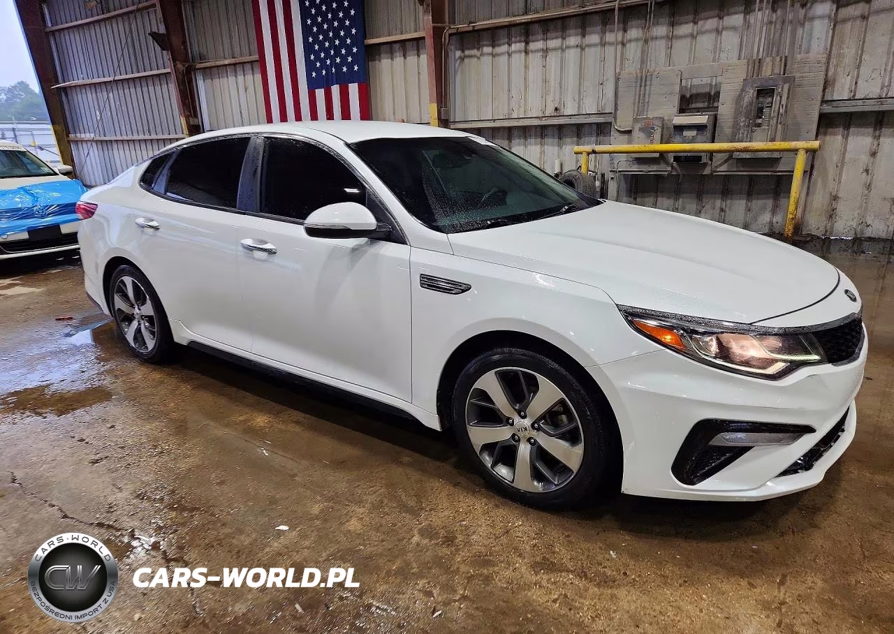 2019 Kia Optima S VIN:5XXGT4L32KG359953 - 4