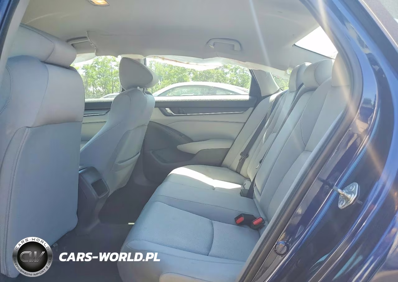 2018 Honda Accord Lx VIN:1HGCV1F19JA104424 - 10