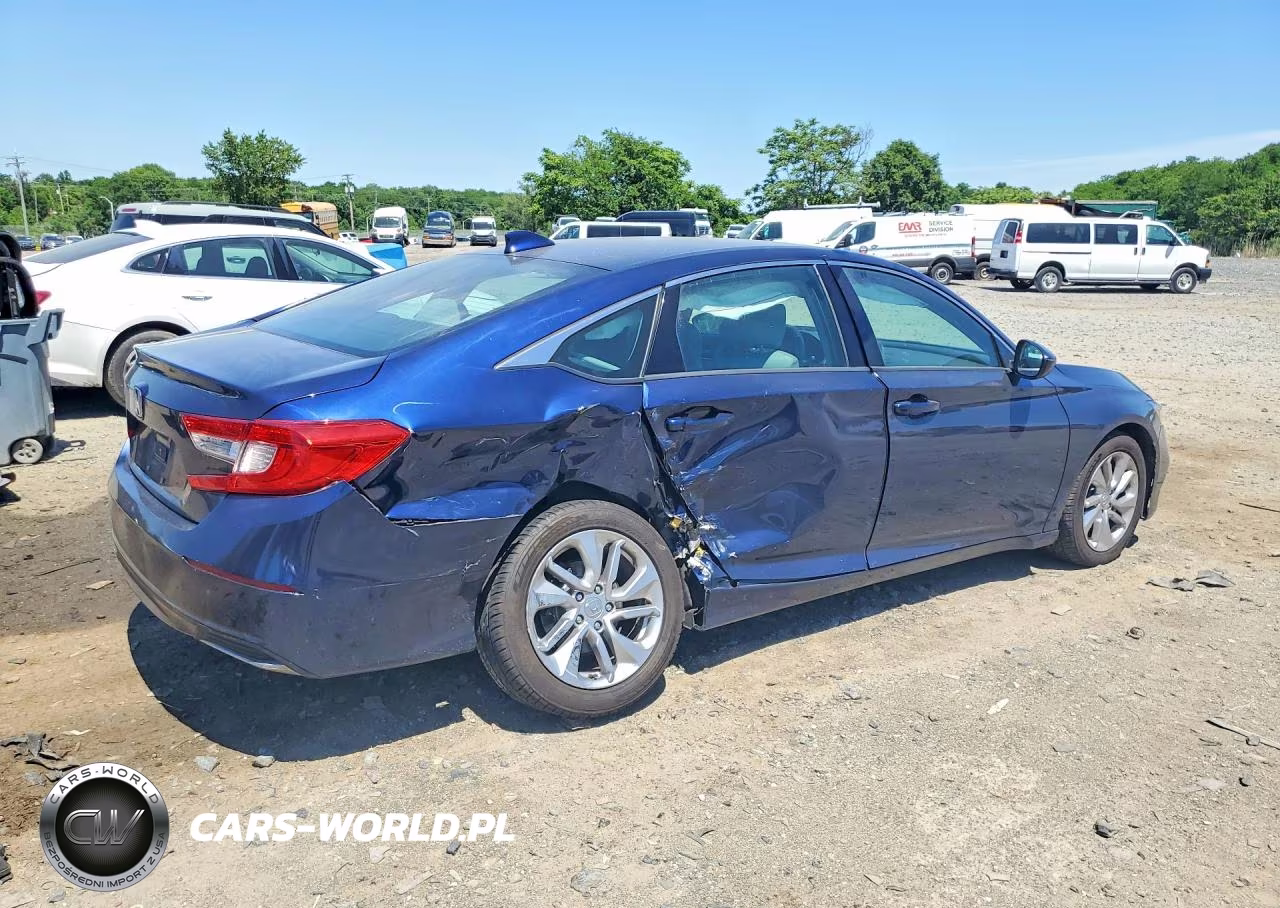 2018 Honda Accord Lx VIN:1HGCV1F19JA104424 - 3