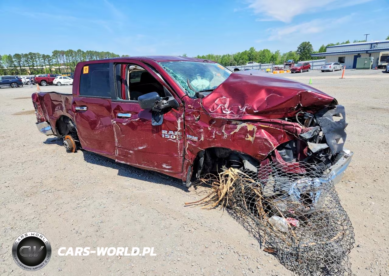 2018 Ram 1500 Slt VIN:3C6RR7LTXJG168356 - 4