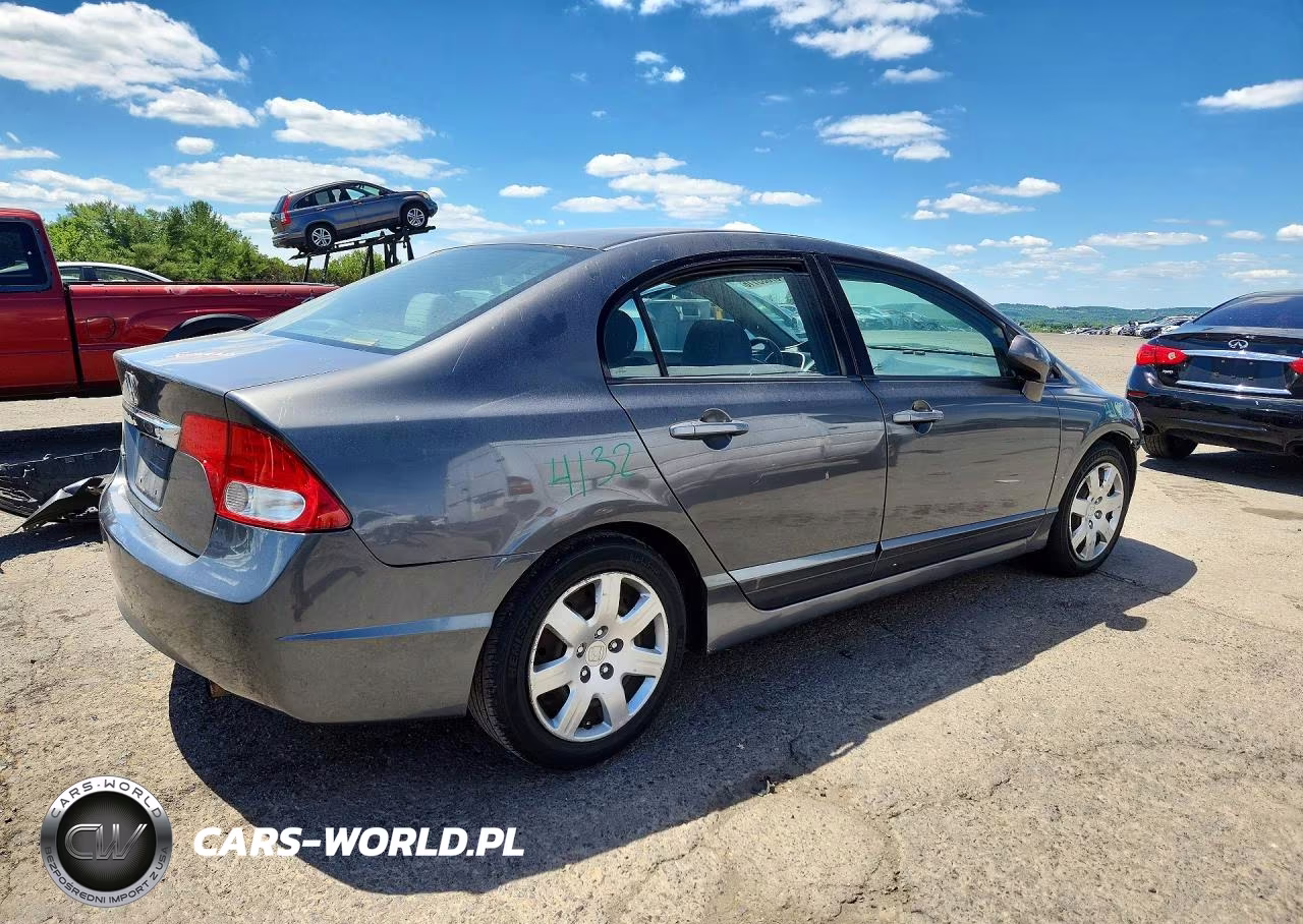 2010 Honda Civic Lx VIN:2HGFA1F58AH570973 - 3