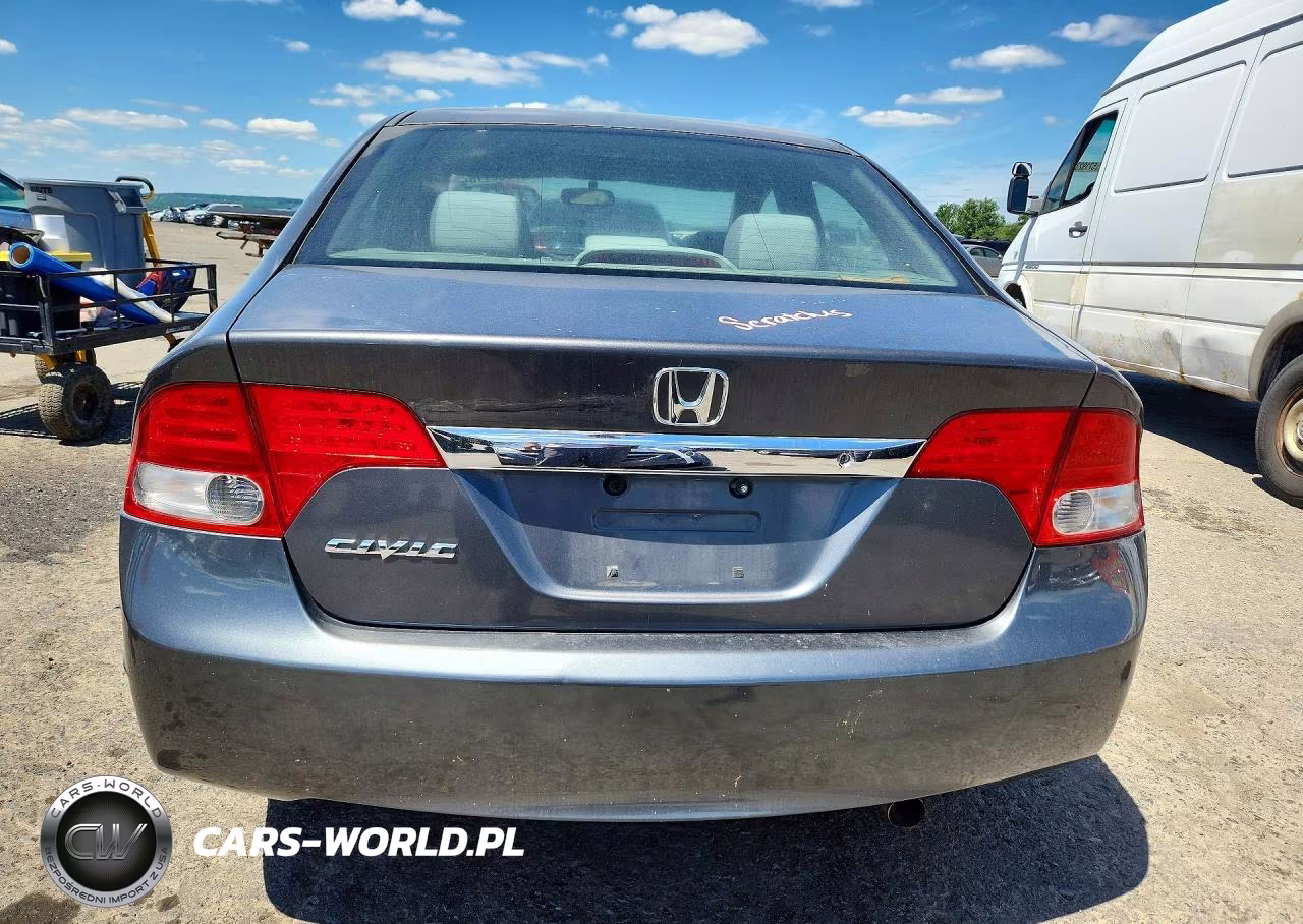 2010 Honda Civic Lx VIN:2HGFA1F58AH570973 - 6