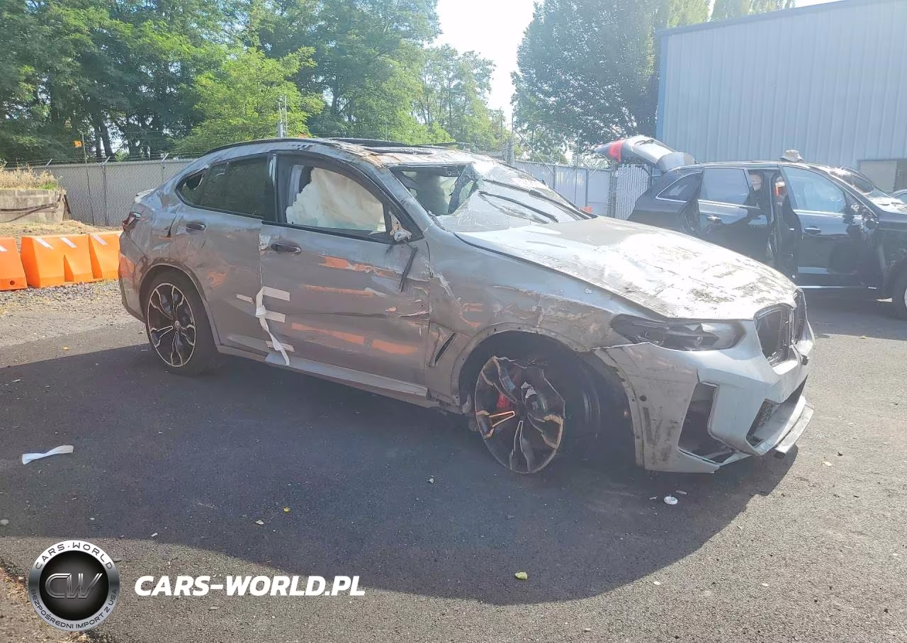 2023 BMW X4 M VIN:5YM23EC03P9R31145 - 4
