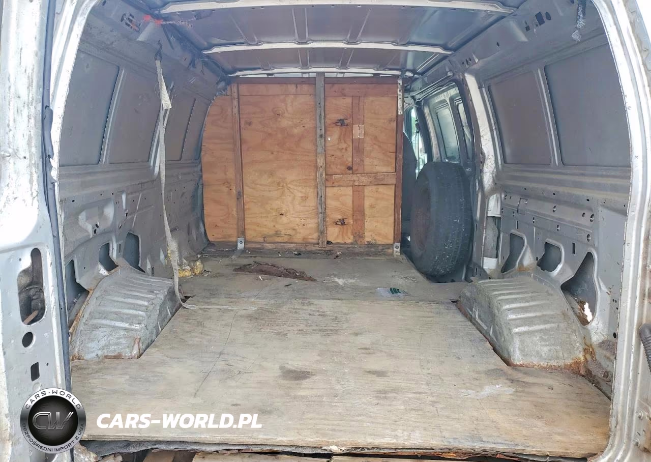 2000 Ford E250 Delivery Van VIN:1FTNE24L7YHA50561 - 10