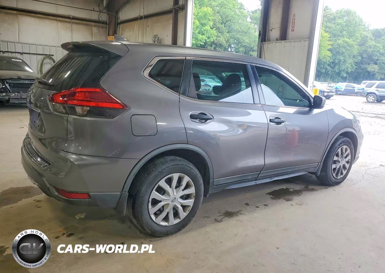 2017 Nissan Rogue S VIN:KNMAT2MT1HP612948 - 3