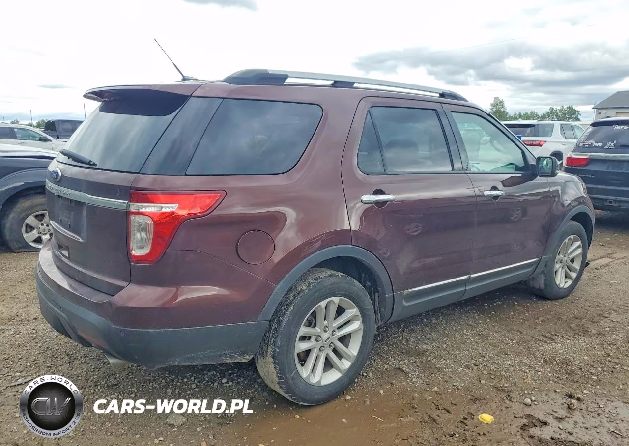 2012 Ford Explorer Xlt VIN:1FMHK7D85CGA51832 - 3