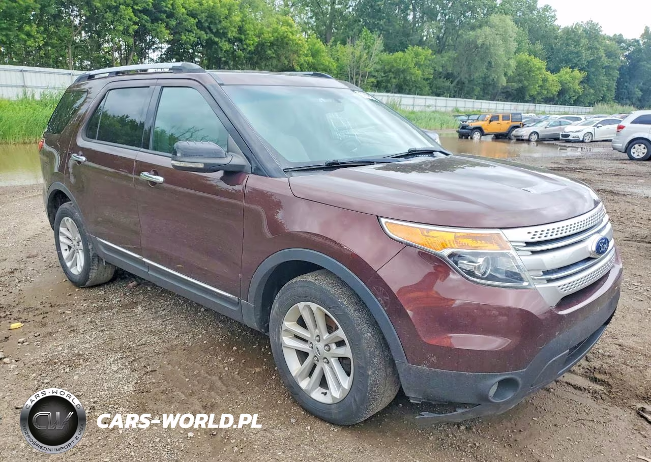 2012 Ford Explorer Xlt VIN:1FMHK7D85CGA51832 - 4