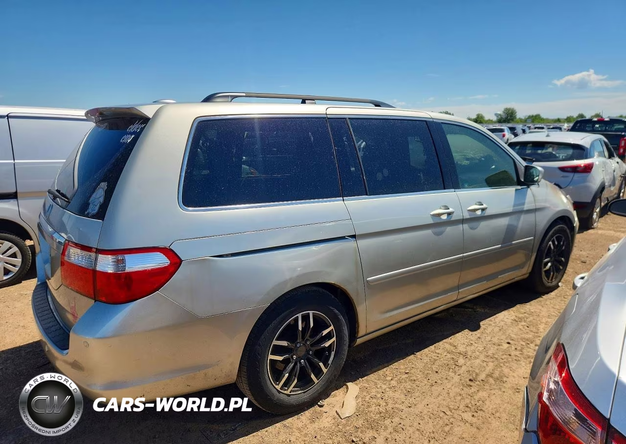 2007 Honda Odyssey Touring VIN:5FNRL38867B076263 - 3