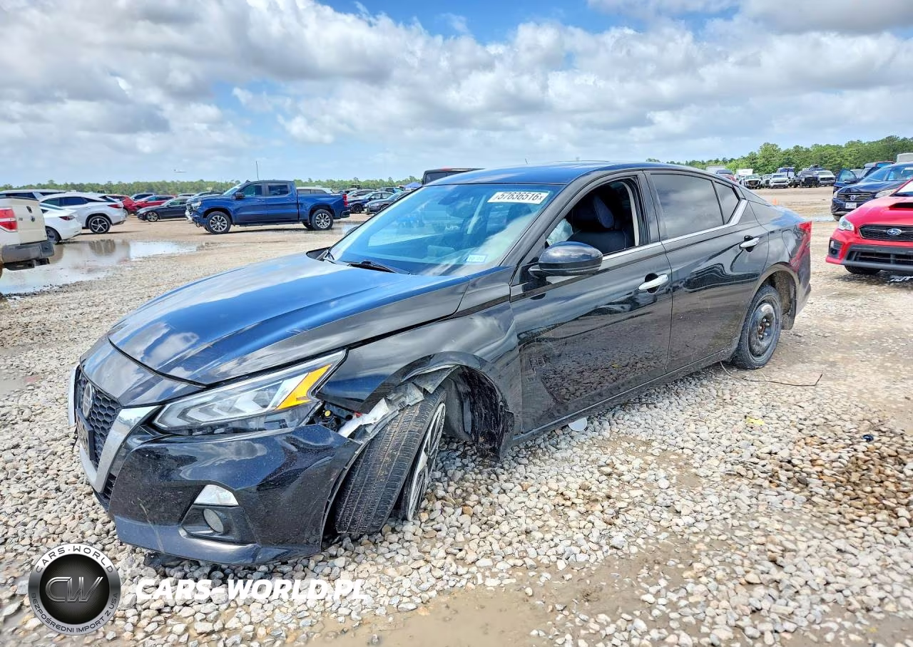 2020 Nissan Altima Sv