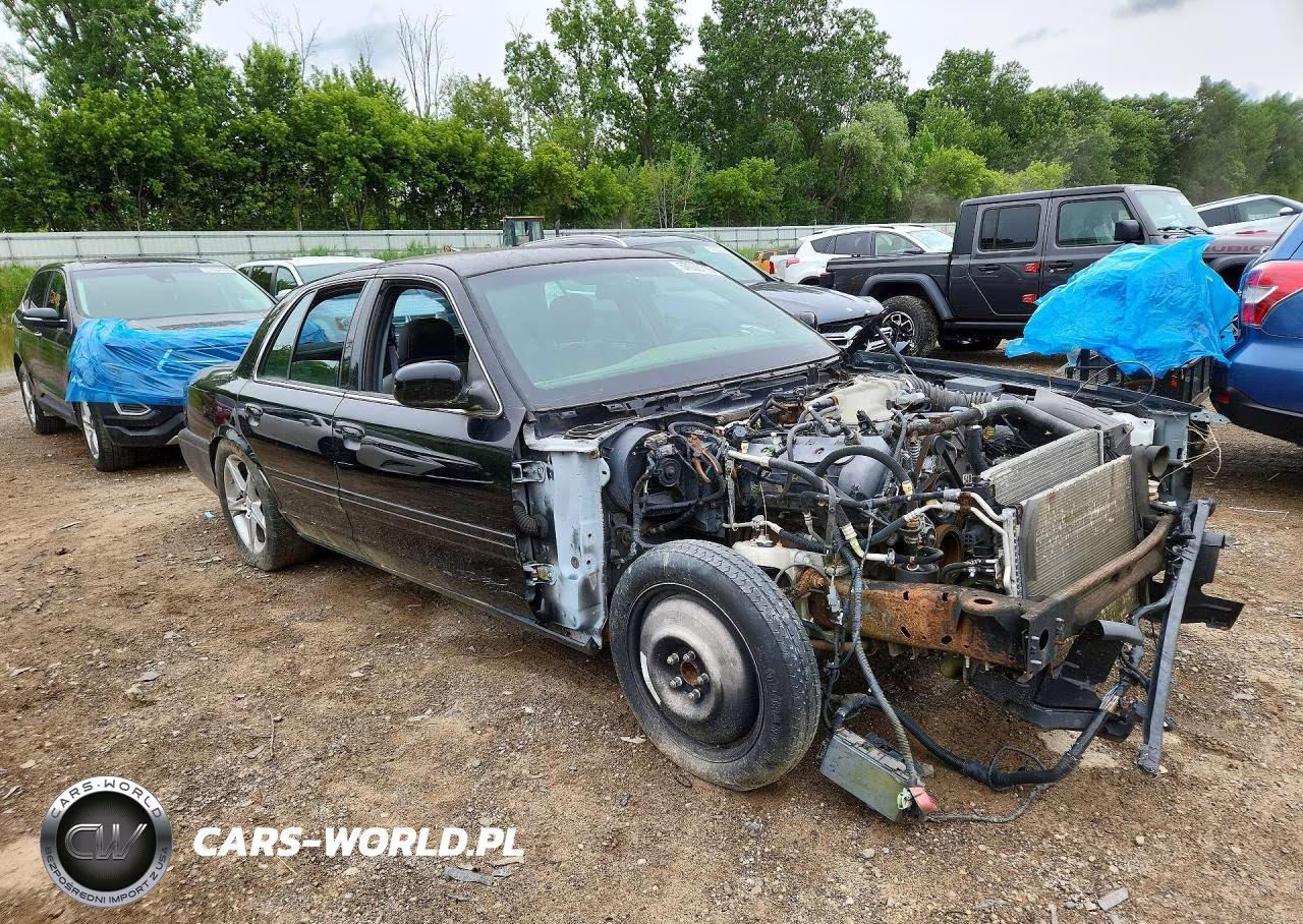 2003 Mercury Marauder VIN:2MEHM75V23X615318 - 4