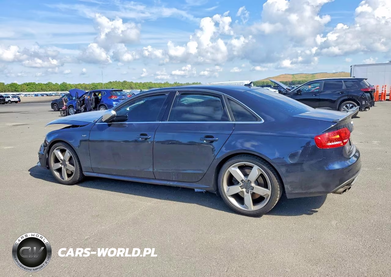 2012 Audi S4 Prestige VIN:WAUMGBFL6CA101338 - 2
