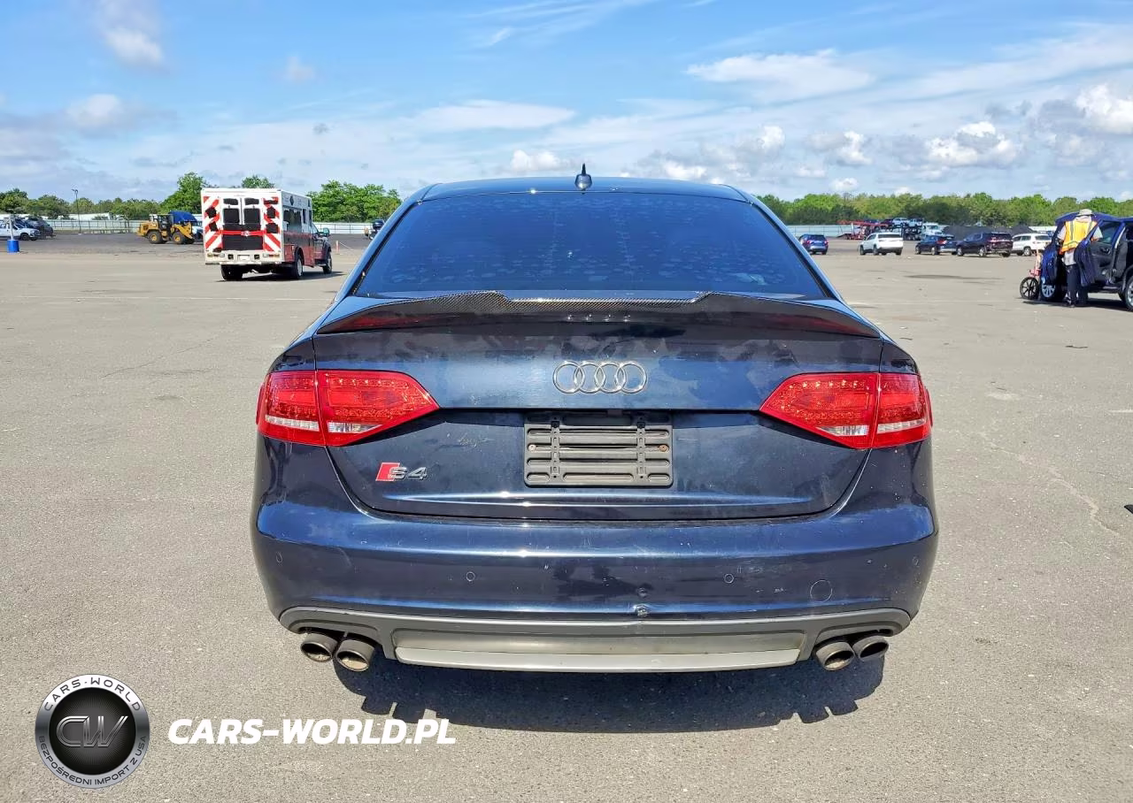 2012 Audi S4 Prestige VIN:WAUMGBFL6CA101338 - 6