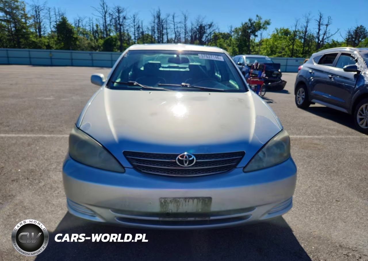 2002 Toyota Camry Xle V6 VIN:4T1BF30K02U031797 - 5