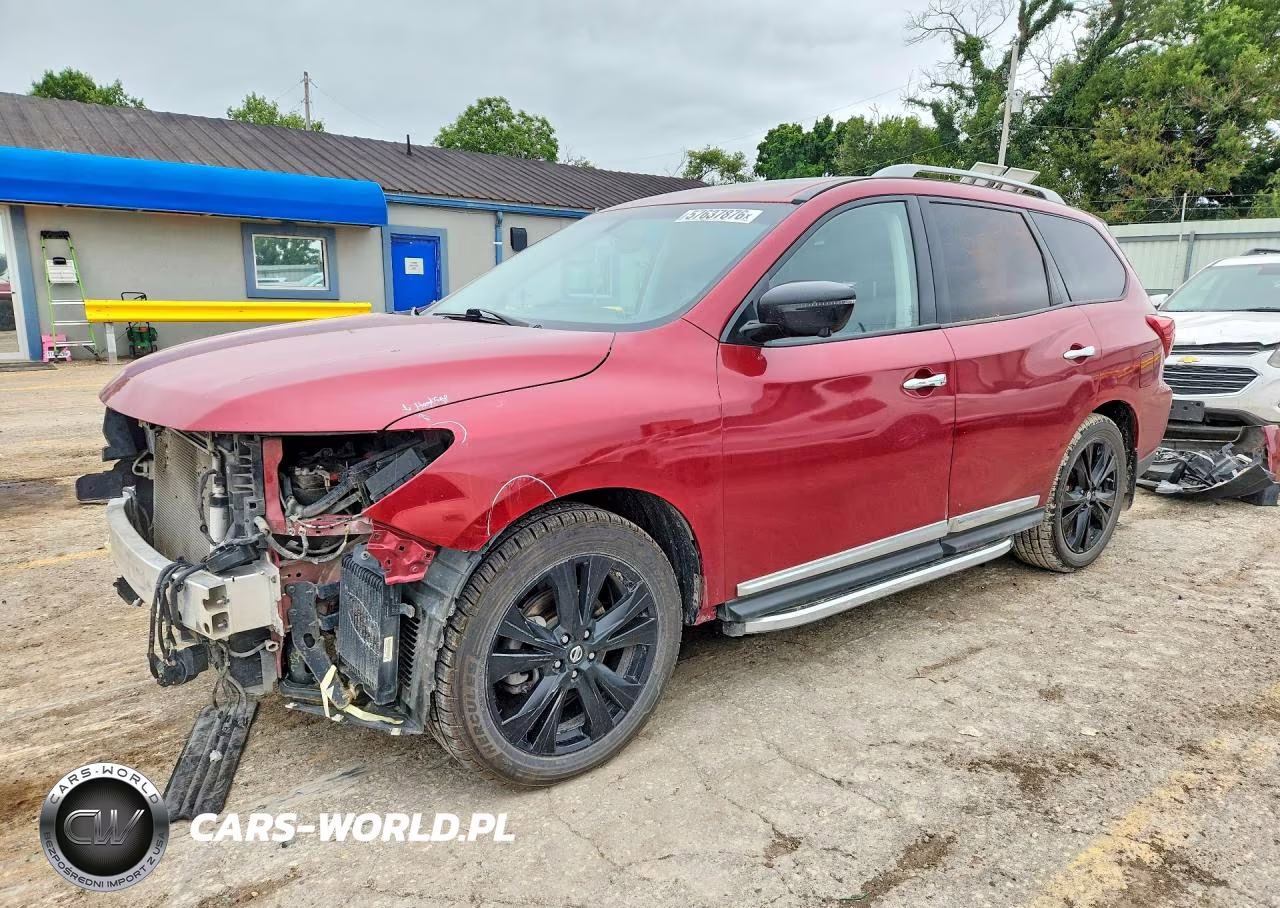 2017 Nissan Pathfinder Platinum – zdjęcie 1 z 14