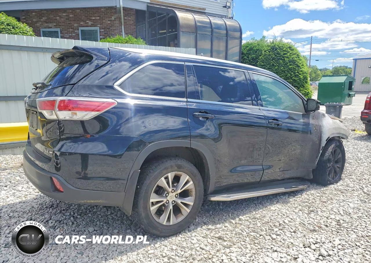 2015 Toyota Highlander Xle VIN:5TDJKRFH4FS174983 - 3