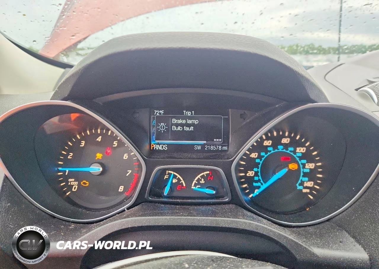 2015 Ford Escape Titanium VIN:1FMCU0J9XFUA20302 - 9