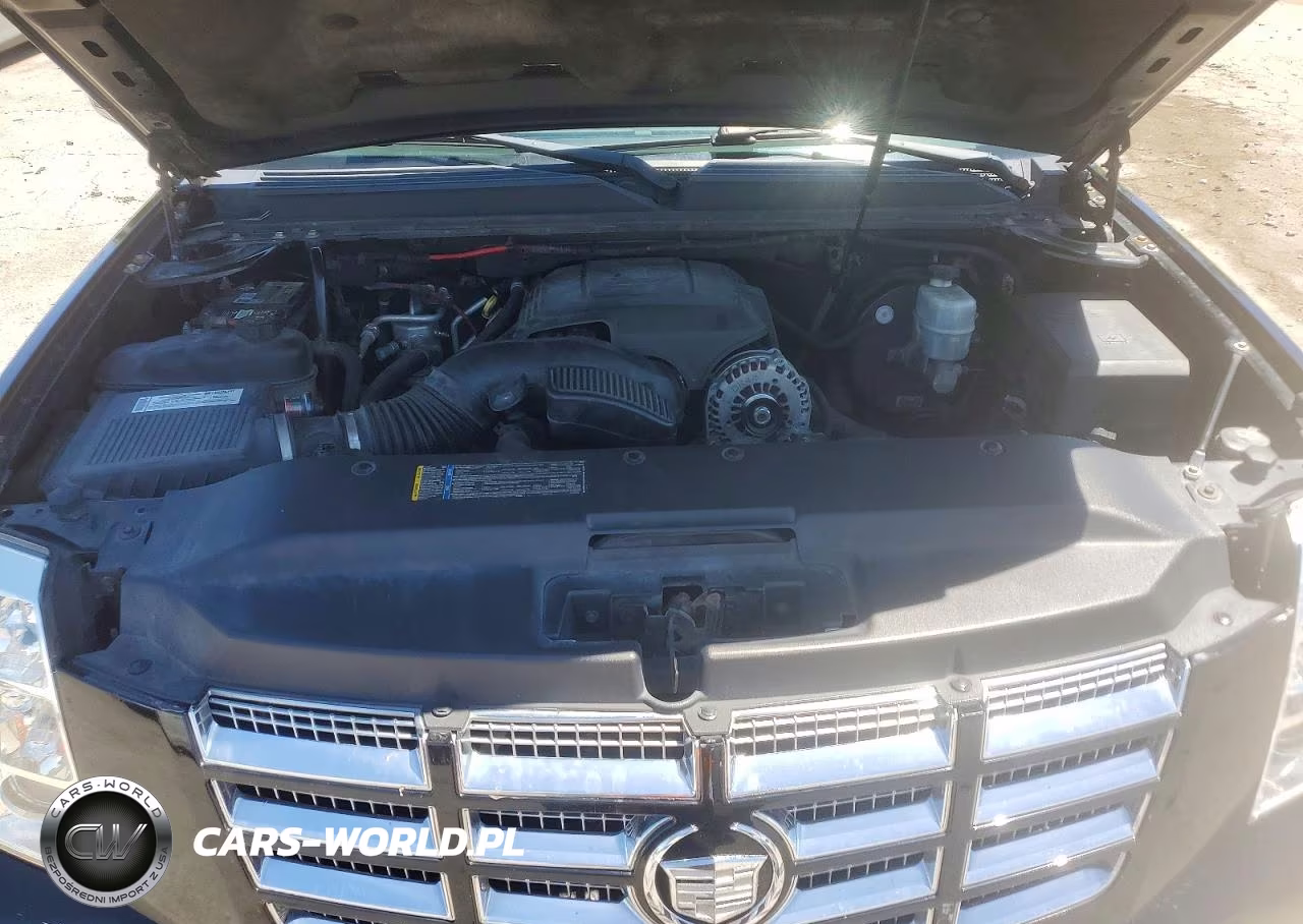 2008 Cadillac Escalade Luxury VIN:1GYEC63808R132730 - 11