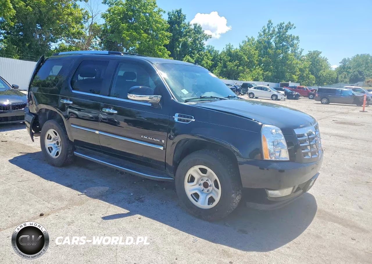 2008 Cadillac Escalade Luxury VIN:1GYEC63808R132730 - 4