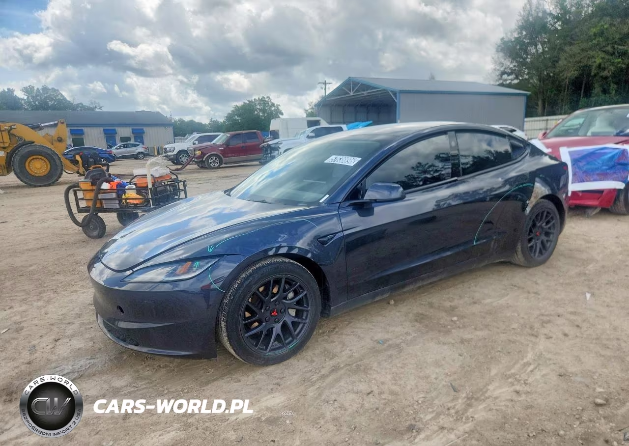 2024 Tesla Model 3 – zdjęcie 1 z 13