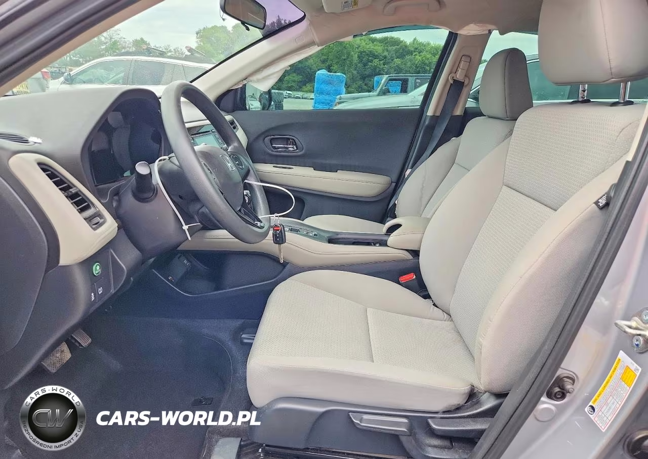 2020 Honda Hr-V Lx VIN:3CZRU6H33LM720224 - 7