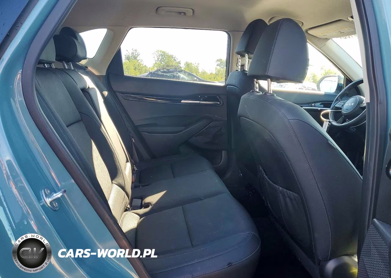 2024 Kia Seltos Ex VIN:KNDER2AA4R7489019 - 11