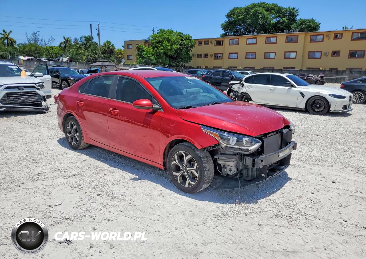 2019 Kia Forte Lxs VIN:3KPF24AD3KE019617 - 4