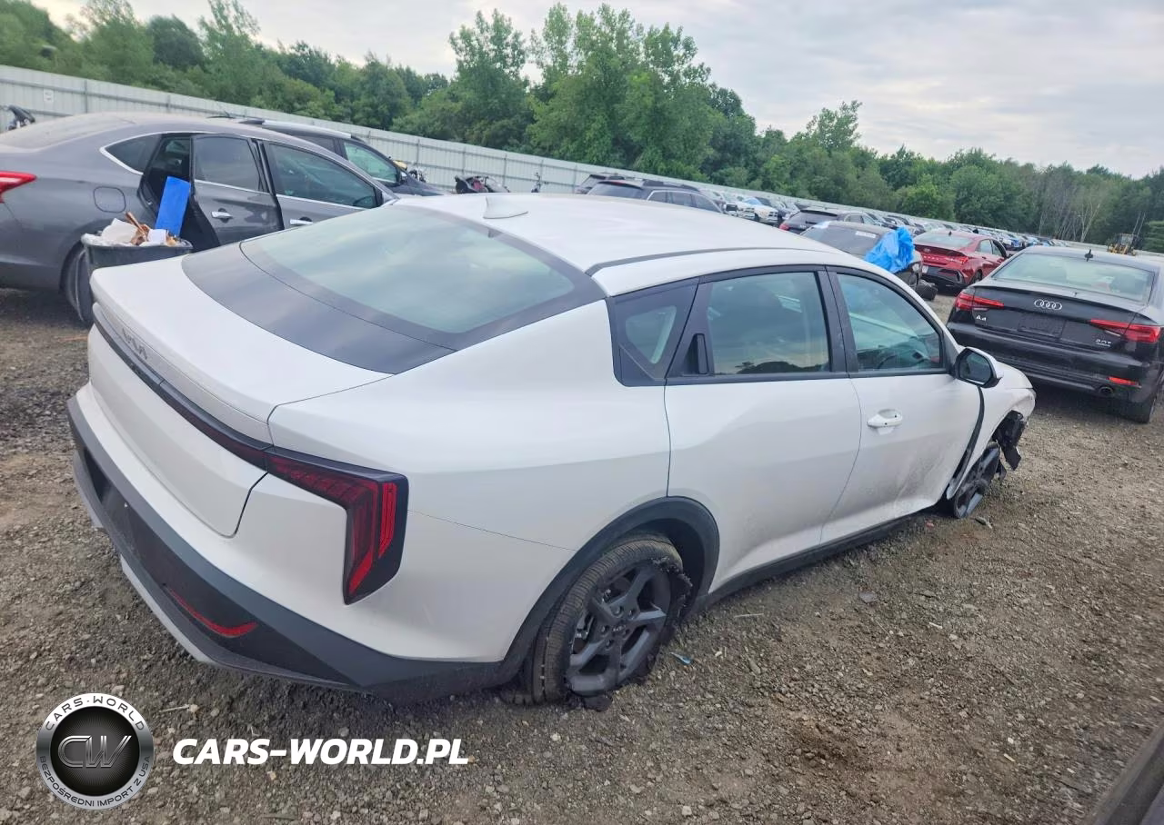 2026 Kia K4 Lxs VIN:3KPFT4DE6TE293803 - 3
