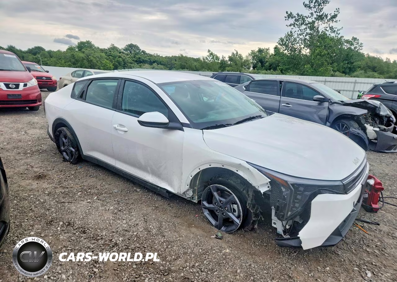 2026 Kia K4 Lxs VIN:3KPFT4DE6TE293803 - 4
