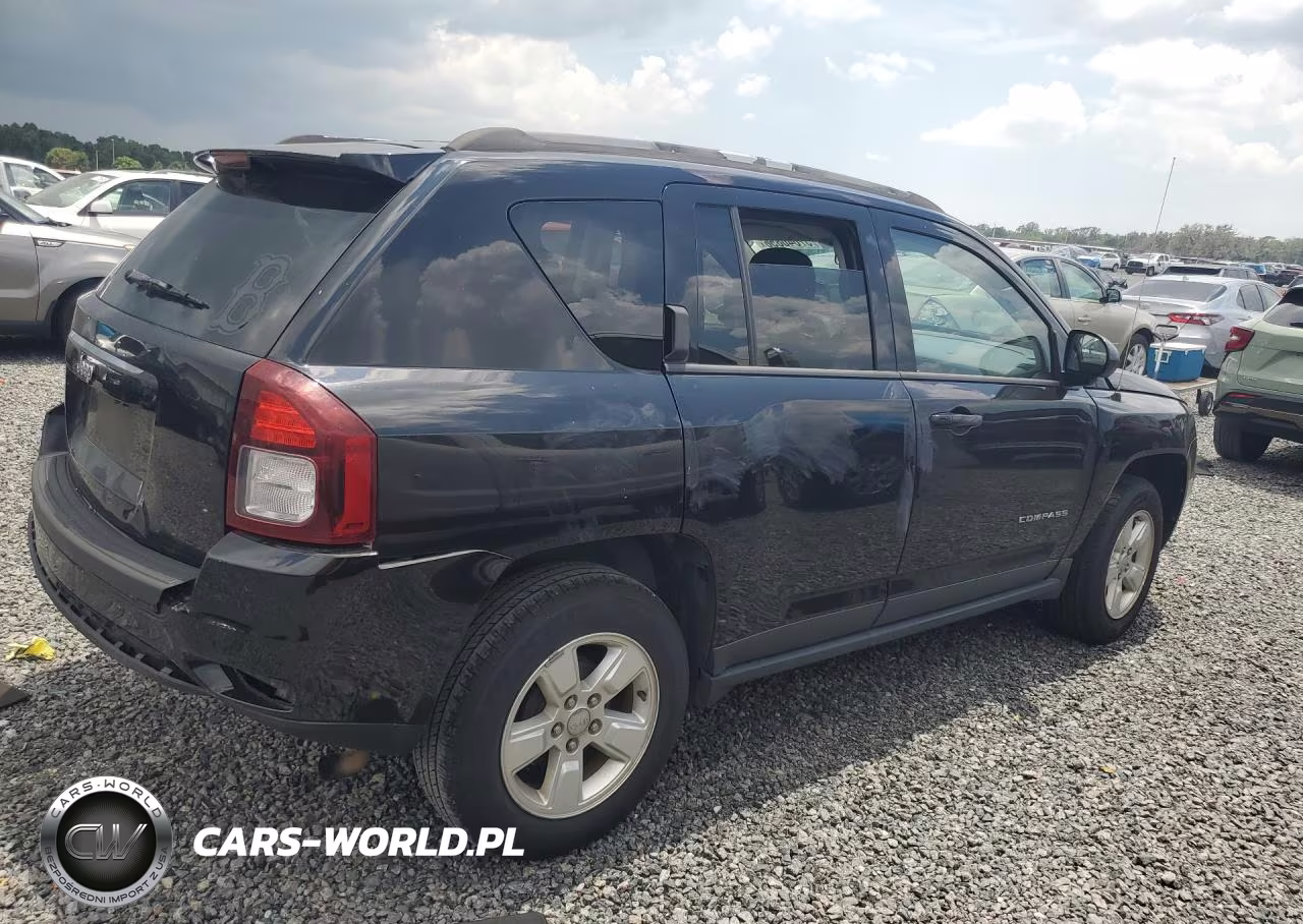 2015 Jeep Compass Sport VIN:1C4NJCBA4FD318201 - 3