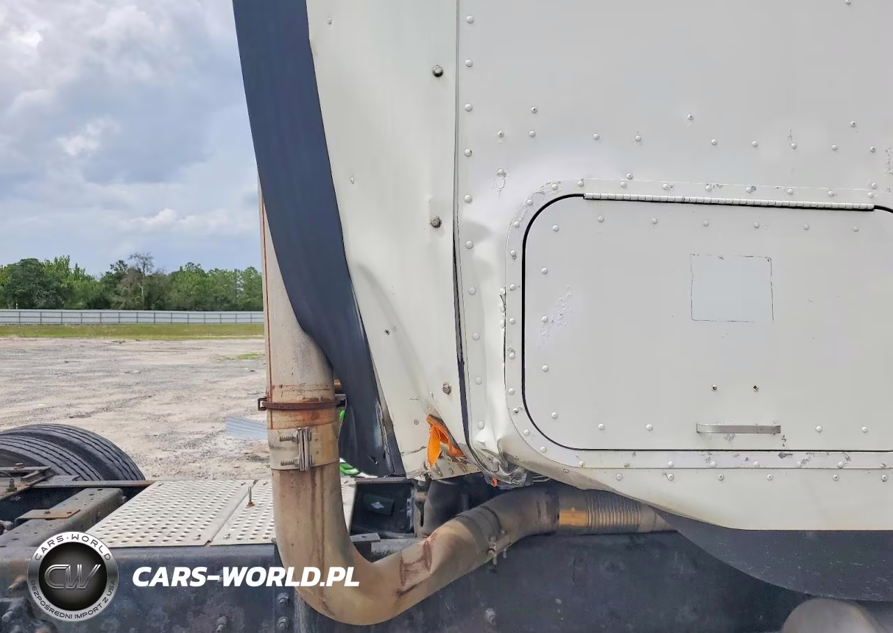 2007 International 9400I Semi Truck VIN:2HSCNAPR27C544969 - 9