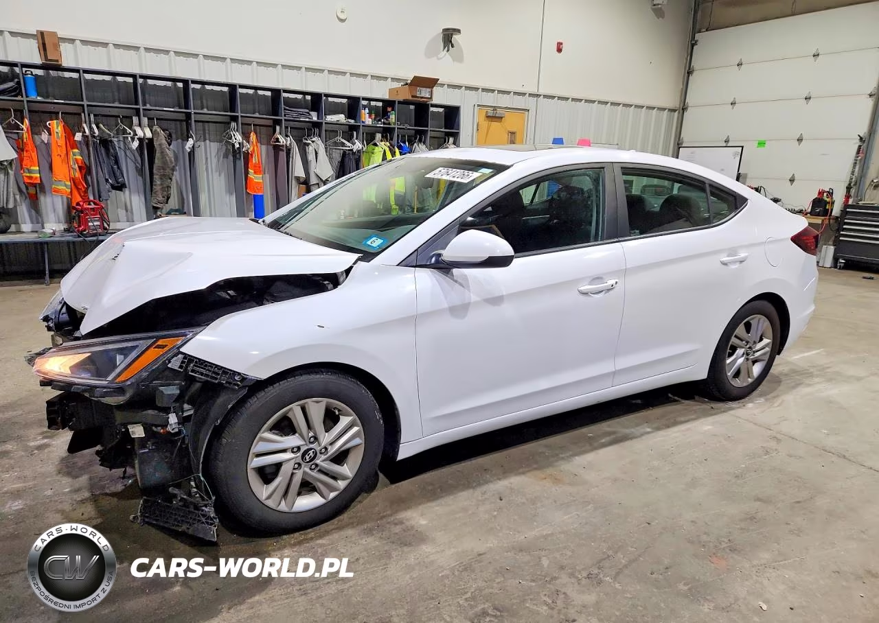 2019 Hyundai Elantra Value Edition VIN:5NPD84LF6KH475336 - 1