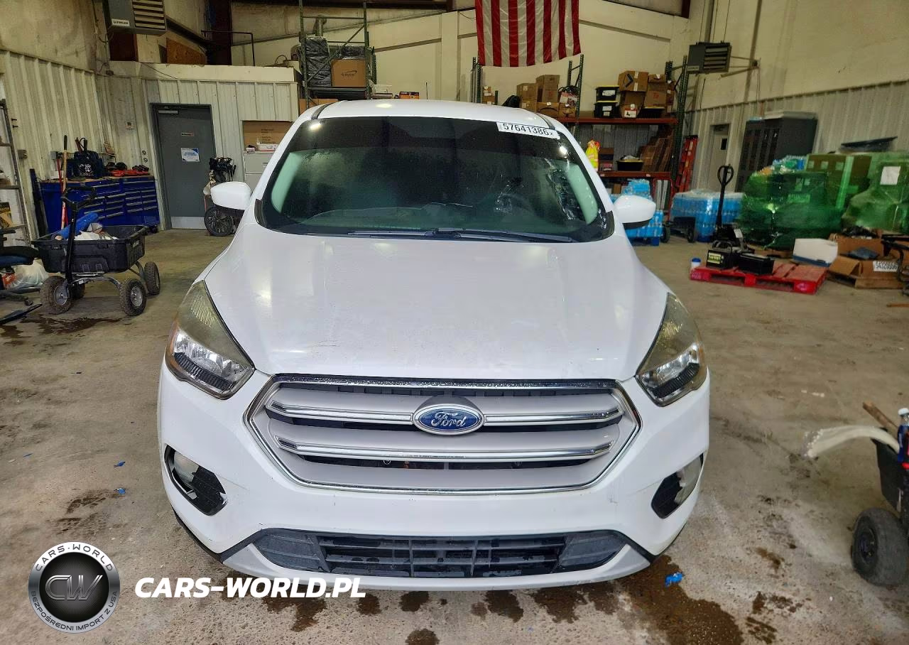 2019 Ford Escape Se VIN:1FMCU9GD0KUA89140 - 5