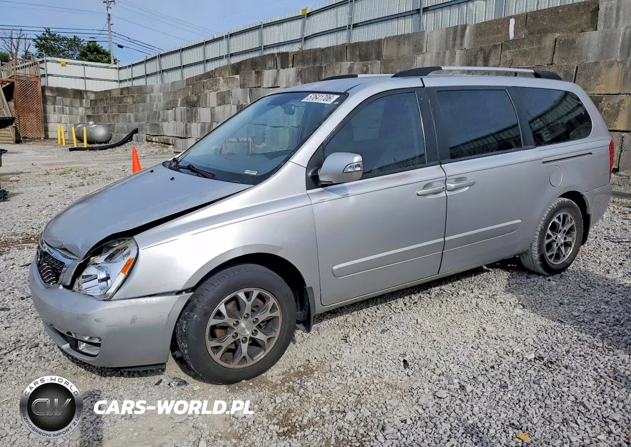 2014 Kia Sedona Lx