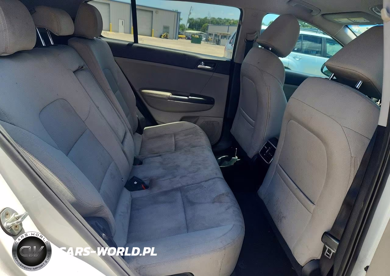 2020 Kia Sportage Lx VIN:KNDPM3AC1L7761094 - 10
