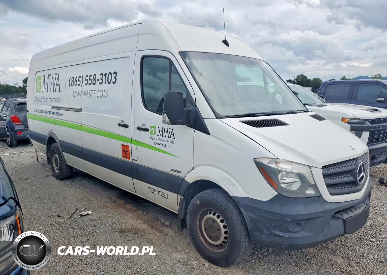 2015 Mercedes-Benz Sprinter 2500 Delivery Van VIN:WD3PE8DC9FP122353 - 4