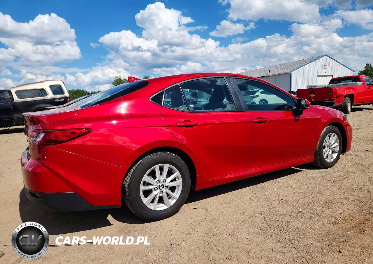 2025 Toyota Camry Le VIN:4T1DAACK7SU066795 - 3