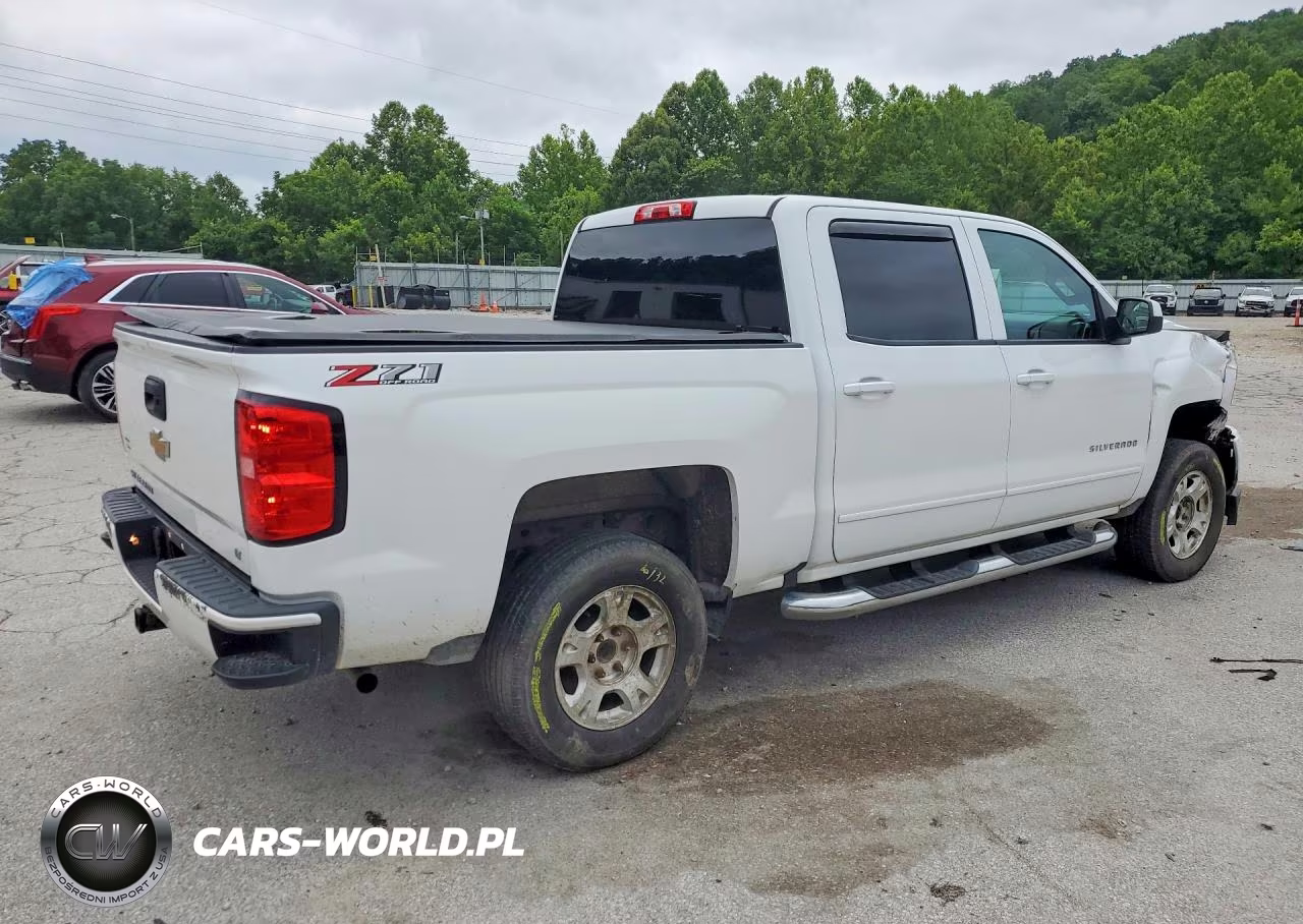 2018 Chevrolet Silverado K1500 Lt VIN:3GCUKREC4JG211959 - 3
