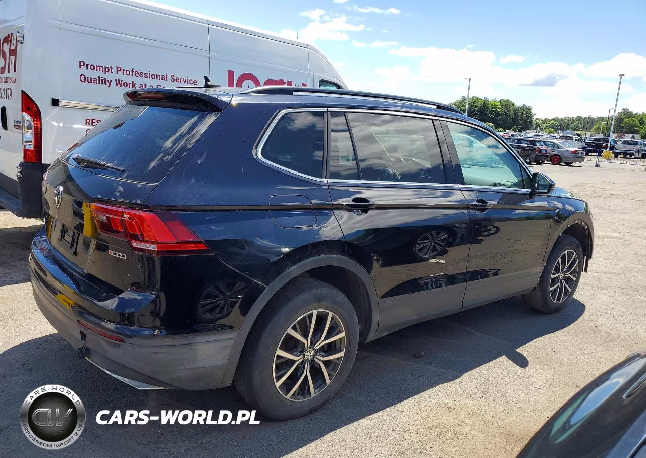 2019 Volkswagen Tiguan Se VIN:3VV2B7AX8KM056356 - 3
