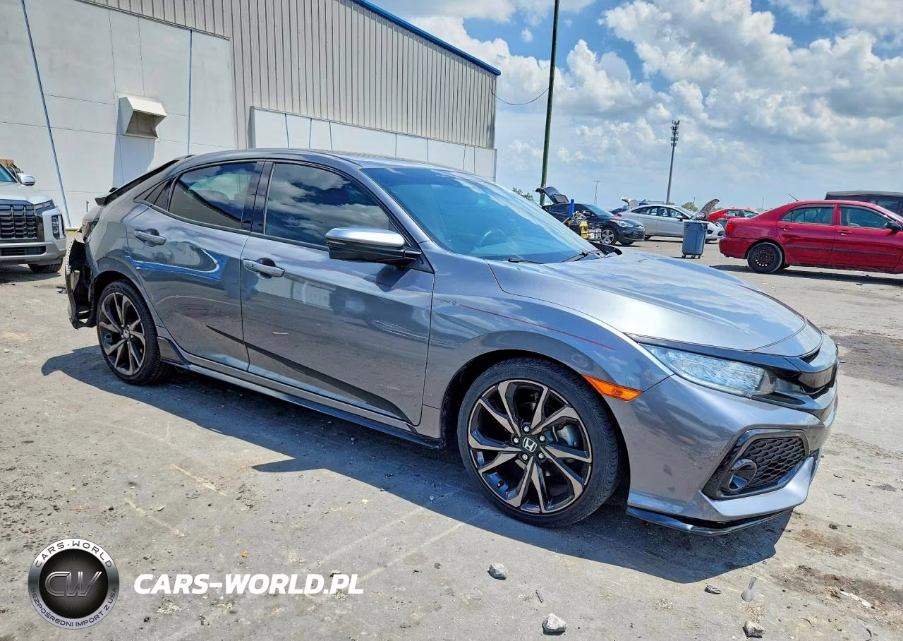 2019 Honda Civic Sport Touring VIN:SHHFK7H96KU207477 - 4