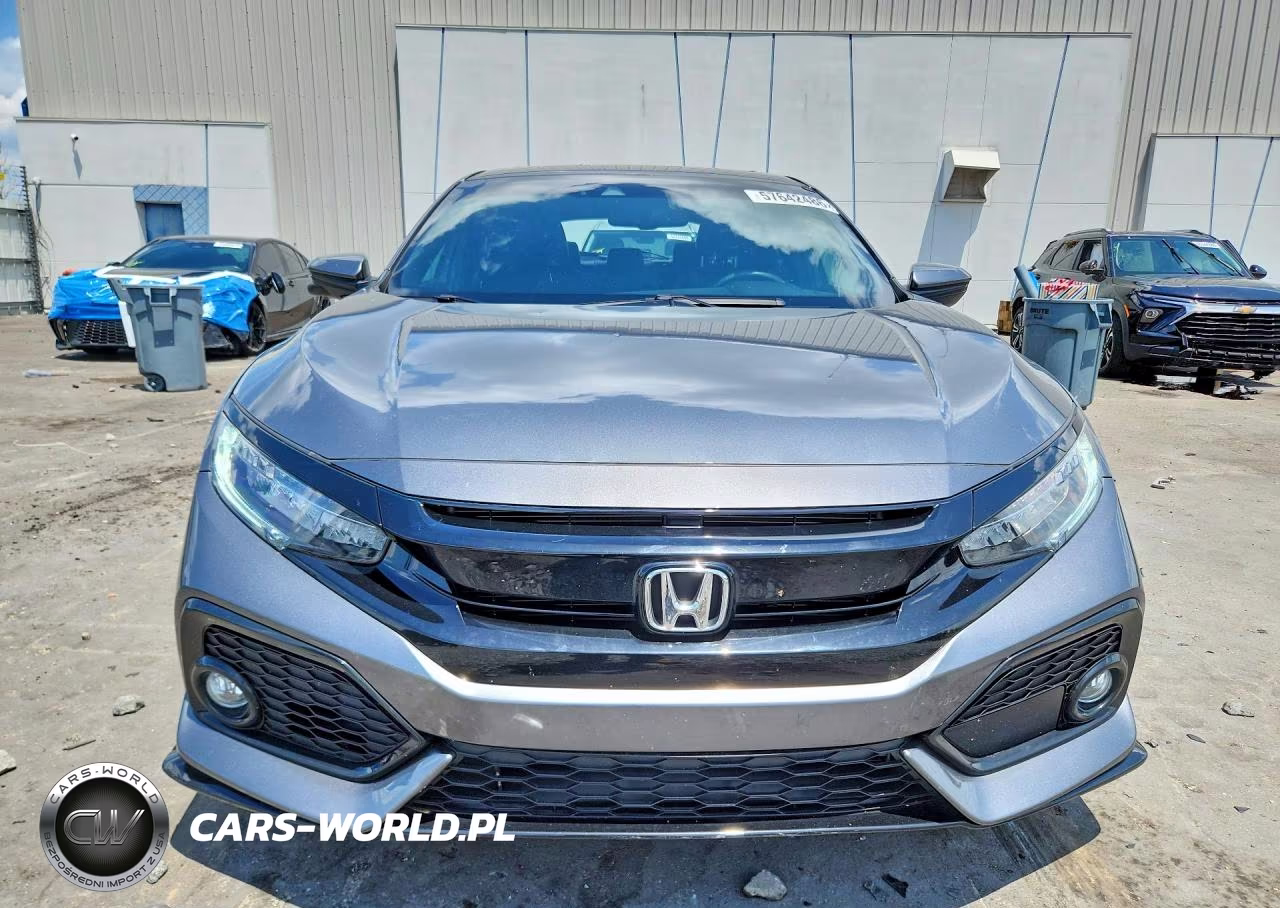 2019 Honda Civic Sport Touring VIN:SHHFK7H96KU207477 - 5