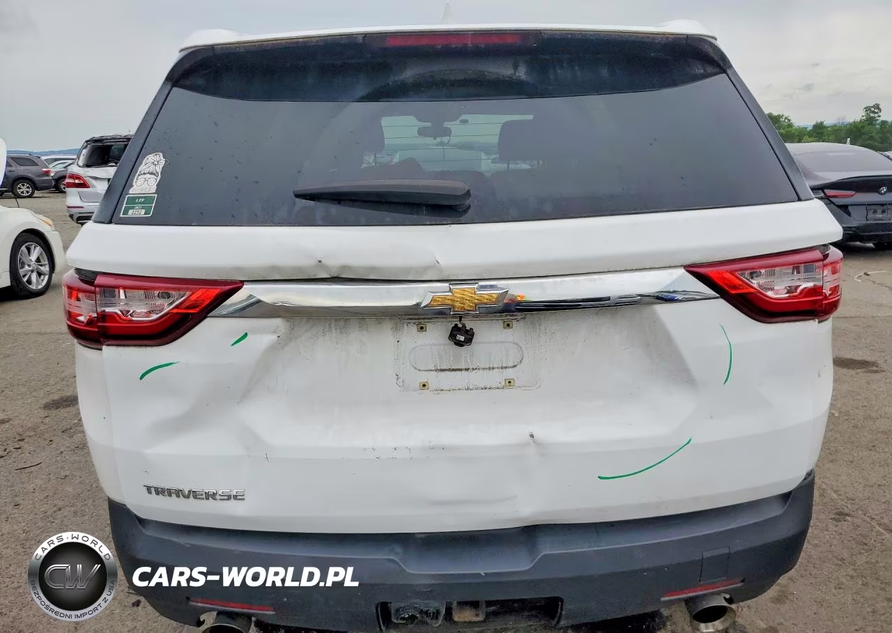 2018 Chevrolet Traverse Ls VIN:1GNERFKW3JJ116084 - 6