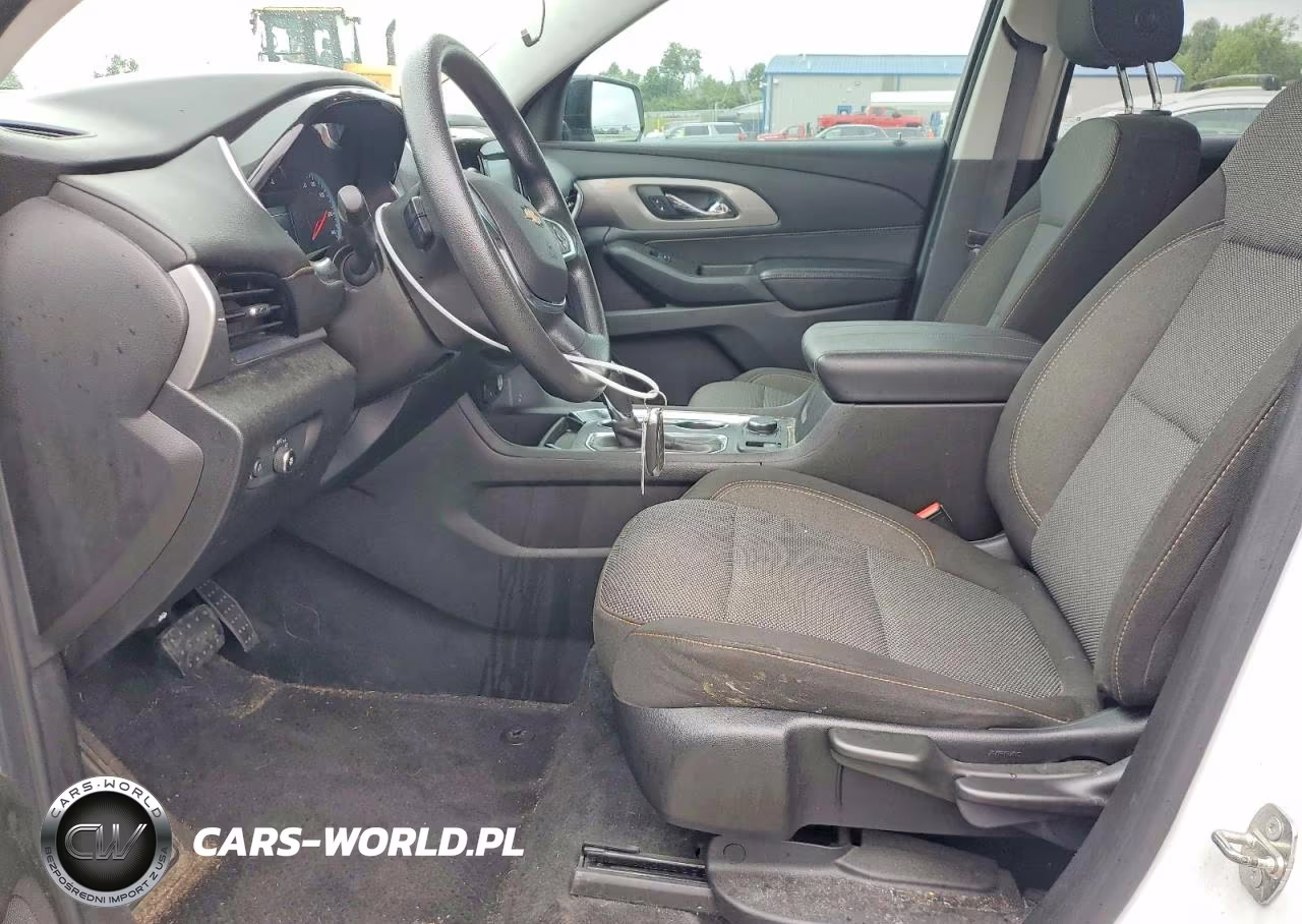 2018 Chevrolet Traverse Ls VIN:1GNERFKW3JJ116084 - 7